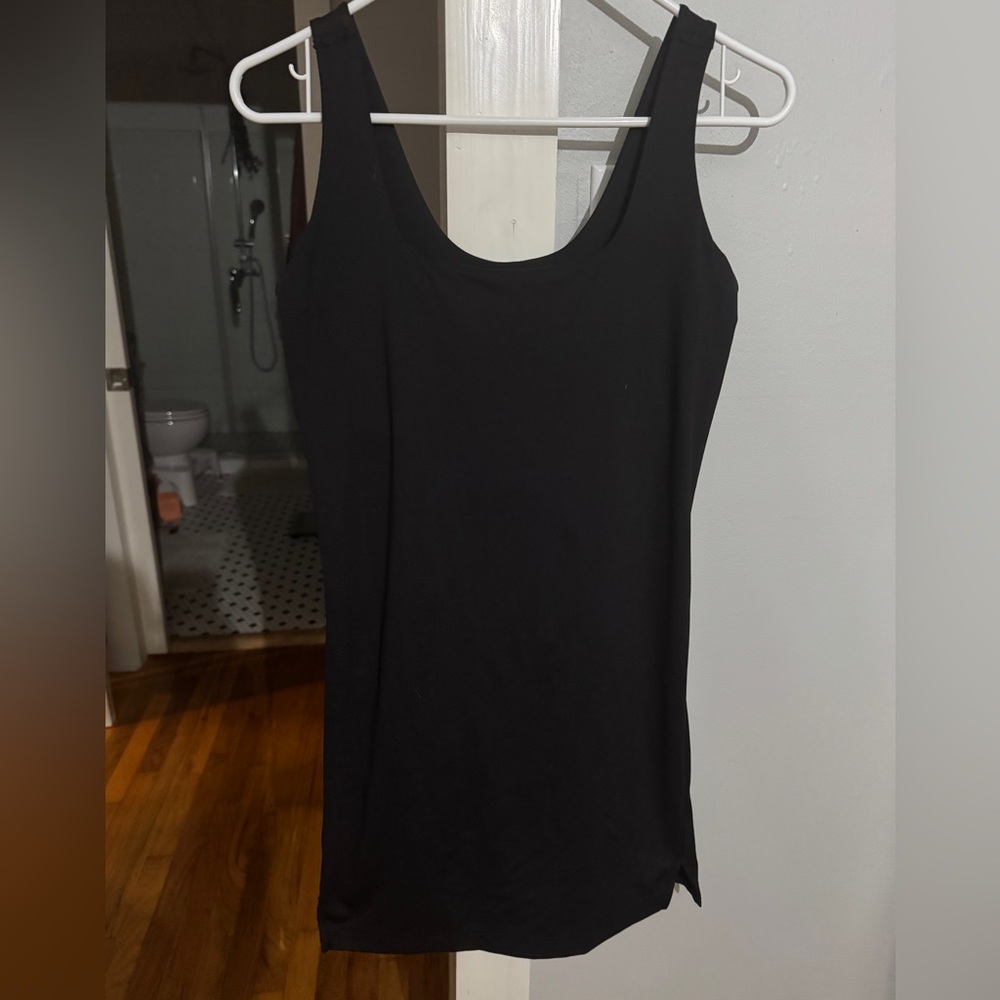 Old Navy Black Fitted Sleeveless Dress